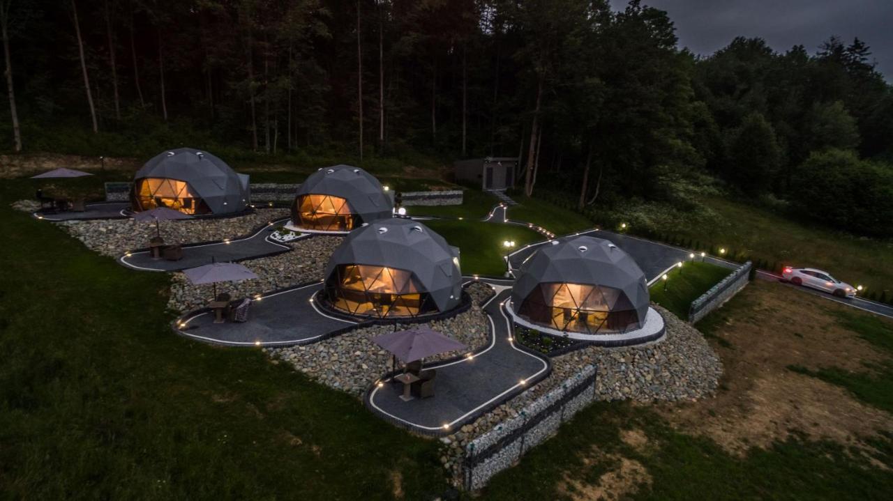 Glamp Royal Hotel Bialy Dunajec Exterior photo