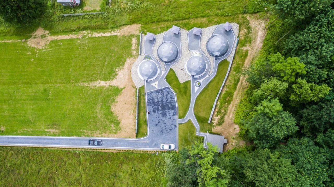 Glamp Royal Hotel Bialy Dunajec Exterior photo